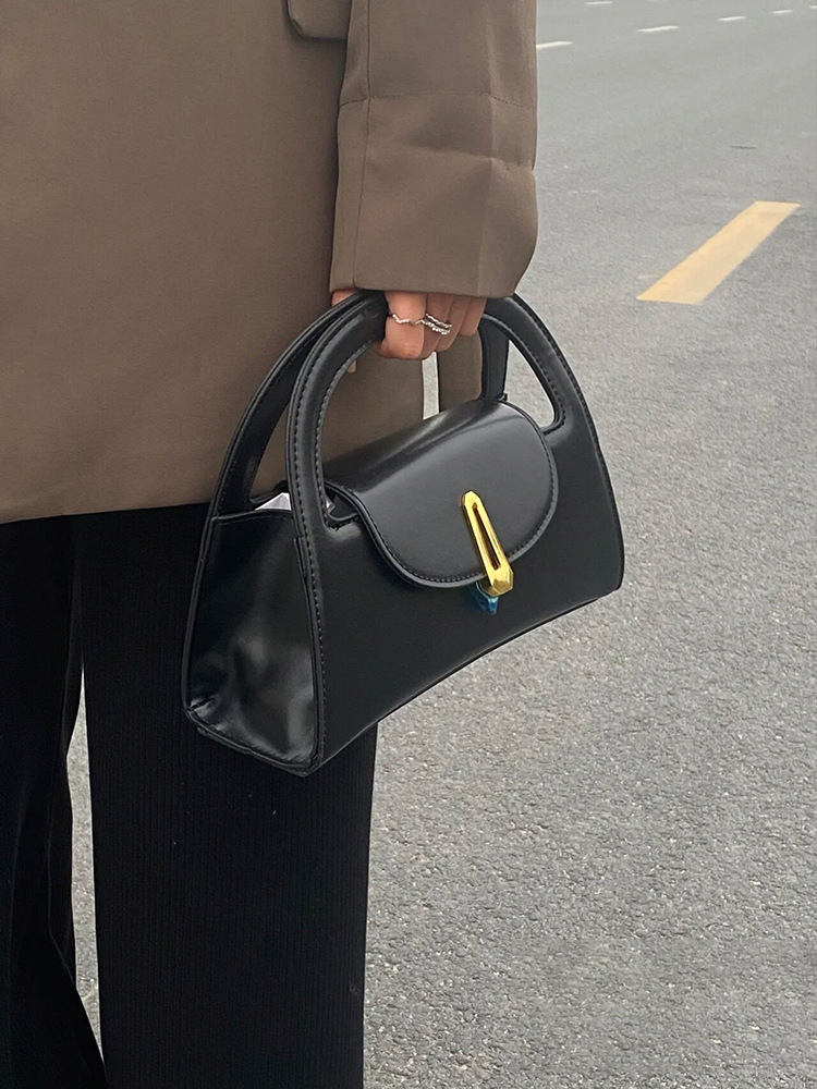 Premium Black Small Square Crossbody Handbag for Women Summer 2023 Design - Image 2