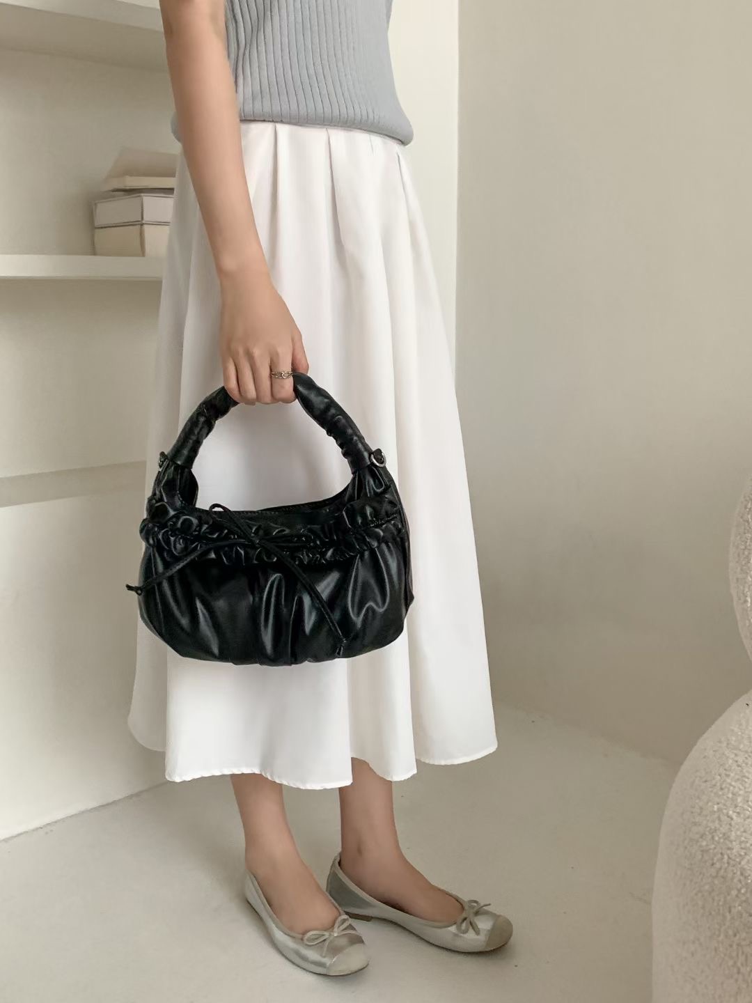 Korean French Niche Ruched Cloud Bag Bow Handbag Soft PU Crossbody Shoulder Bag - Image 2