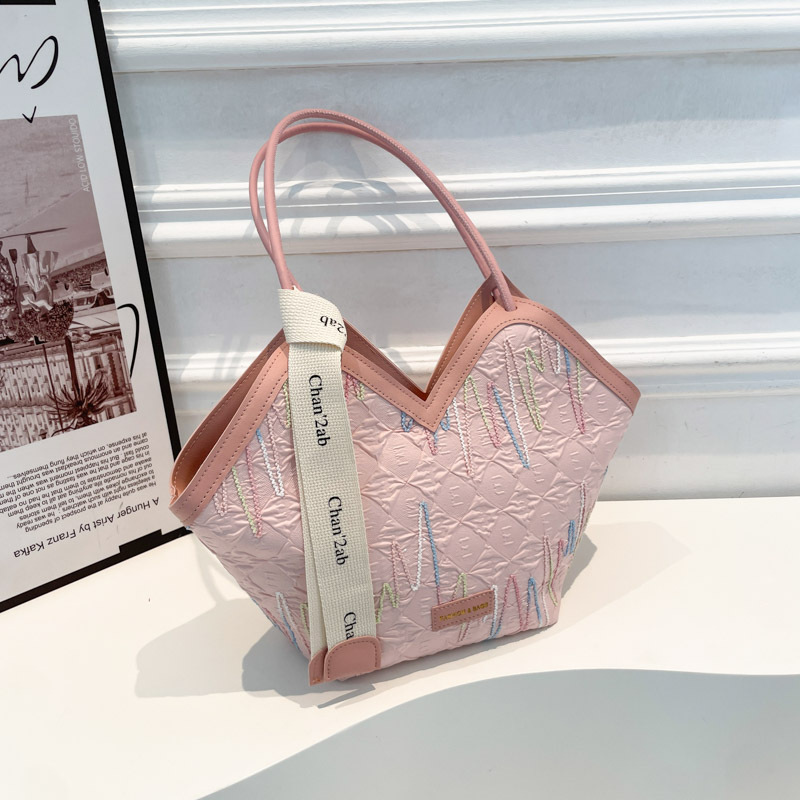 2025 New Fashion Versatile Tote Bag for Women Casual One Shoulder Underarm Bag - Image 3