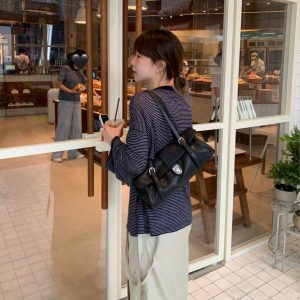 MBH Minimalist Large-Capacity Shoulder Baguette Bag in Top-Grain Leather
