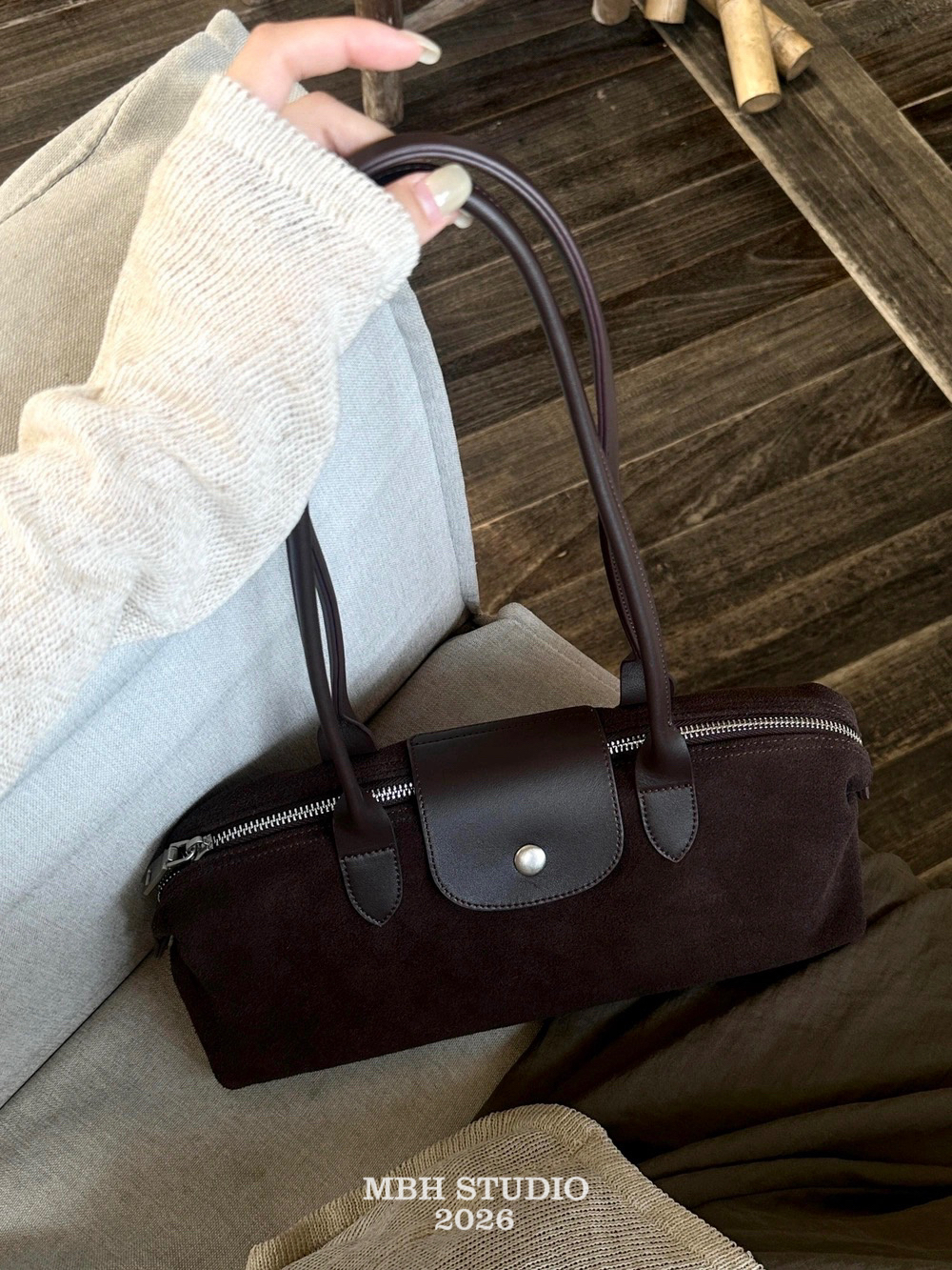 MBH Matte Leather Vintage Baguette Bag Large Shoulder Commuter Bag - Image 2