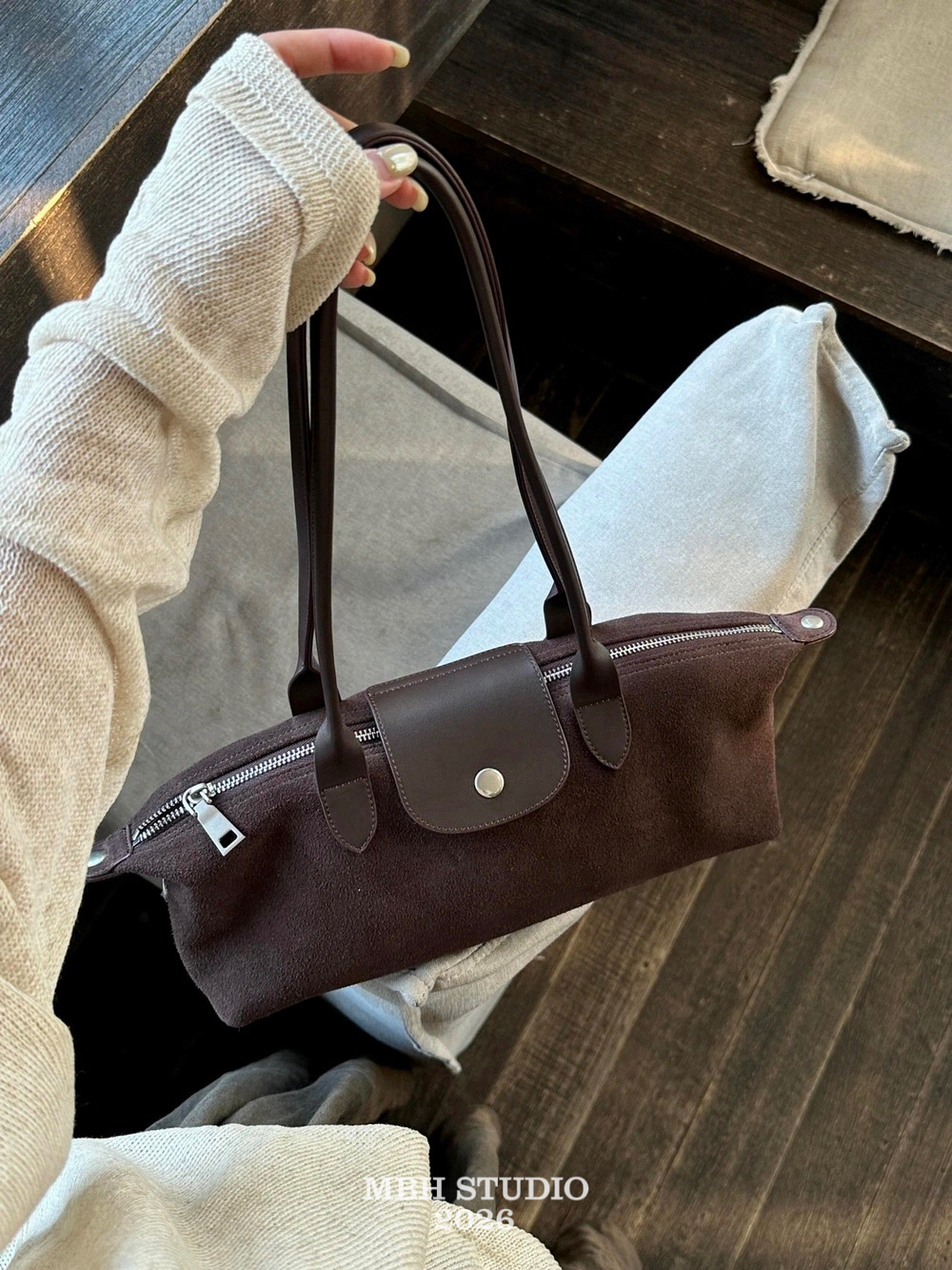 MBH Matte Leather Vintage Baguette Bag Large Shoulder Commuter Bag - Image 4